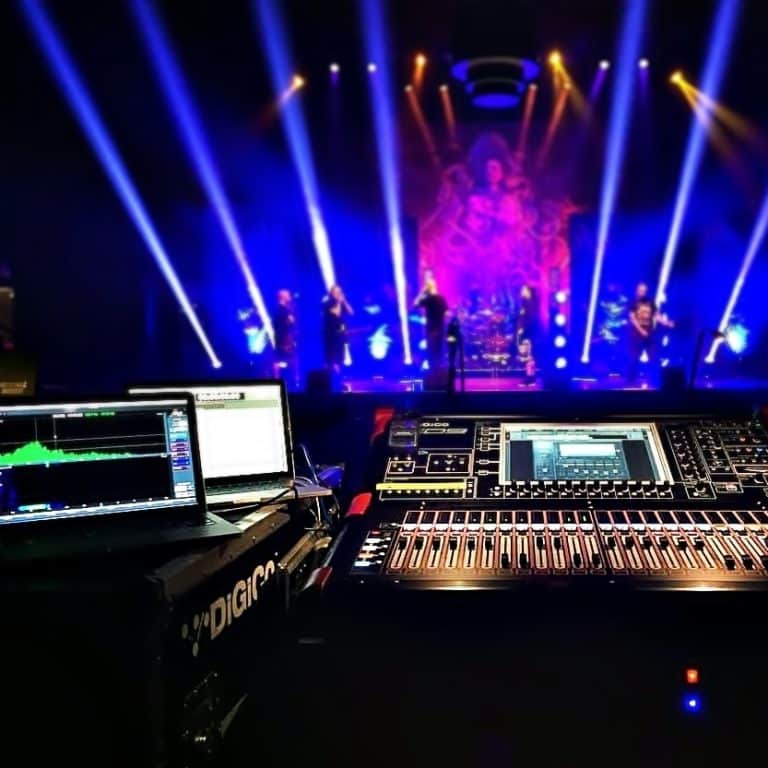 Audio_IMG_0145_BlurredBack