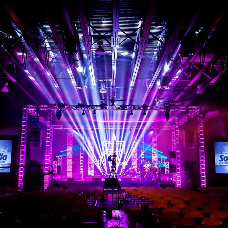 Lighting2-Staging-032016-BodyGallery