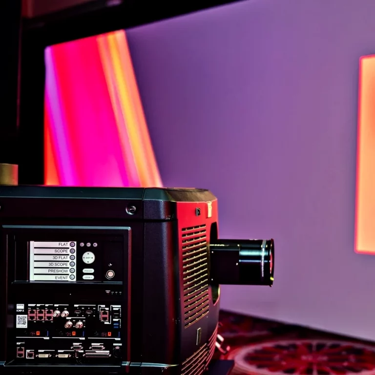 Projection-barcohdr-BodyGallery