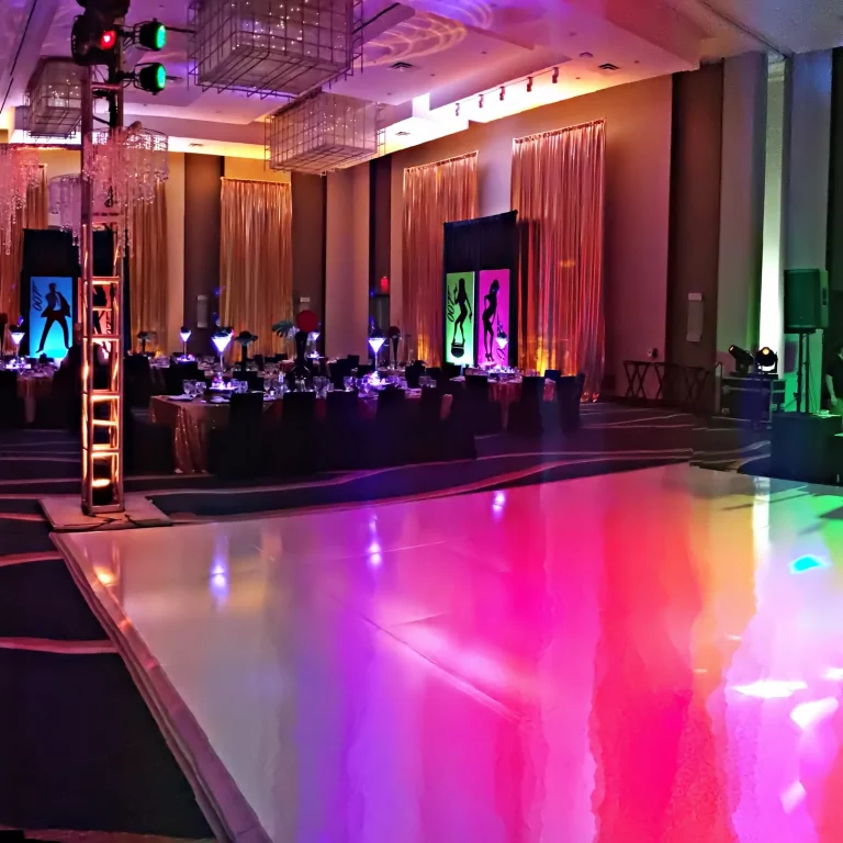 Creative-Social-Staging-AV90683-BodyGallery